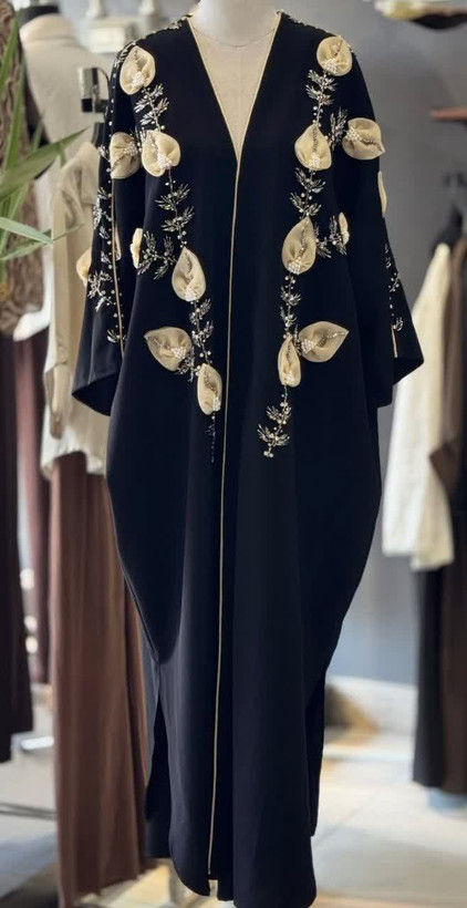 عبای مجلسی گل برجسته ی زنانه