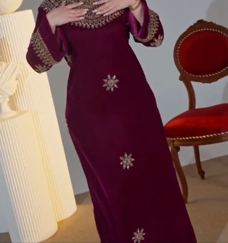 پیراان مجلسی فاخر مخمل سنگدوزی دست دوز