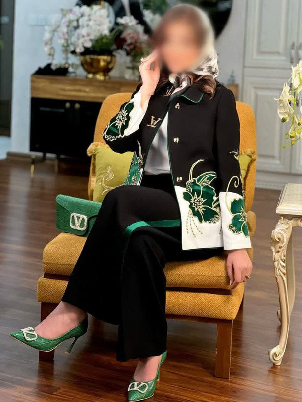 کت وشلوار زیبا ولاکچری مزون دوز